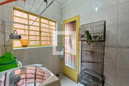 Casa à venda com 242m², 3 quartos e 10 vagas Casa à venda com 242m², 3 quartos e 10 vagasÁrea de Serviço