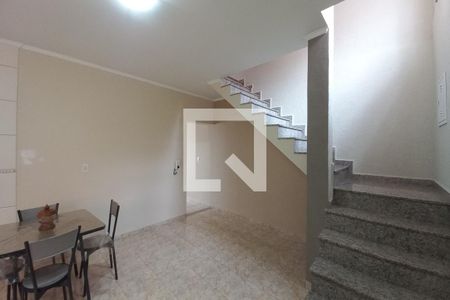 Casa à venda com 242m², 3 quartos e 10 vagas Casa à venda com 242m², 3 quartos e 10 vagasCopa