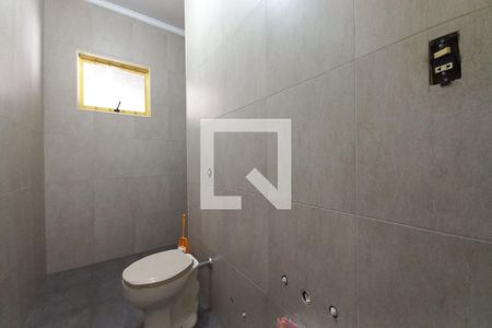 Casa à venda com 242m², 3 quartos e 10 vagas Casa à venda com 242m², 3 quartos e 10 vagasBanheiro da Suíte