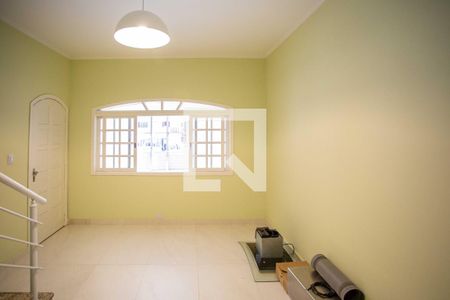 Sala de TV de casa à venda com 3 quartos, 178m² em Centro, Diadema