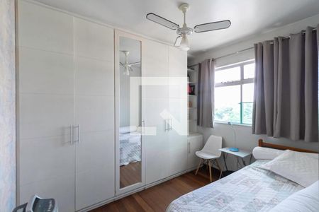 Quarto 1 de casa à venda com 3 quartos, 160m² em Alípio de Melo, Belo Horizonte