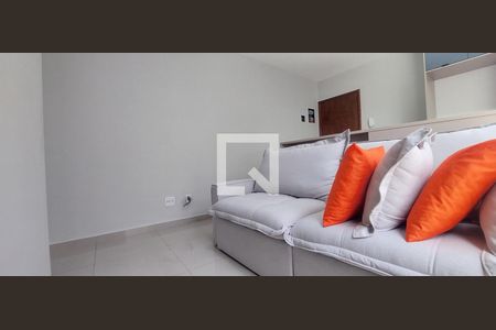 Sala de apartamento à venda com 2 quartos, 56m² em Vila Curuçá, Santo André