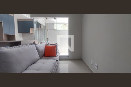 Sala de apartamento à venda com 2 quartos, 56m² em Vila Curuçá, Santo André