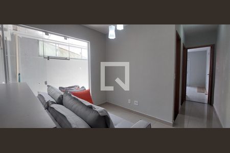 Sala de apartamento à venda com 2 quartos, 56m² em Vila Curuçá, Santo André