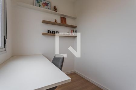 Quarto 1 de apartamento para alugar com 3 quartos, 84m² em Jardim Lindóia, Porto Alegre