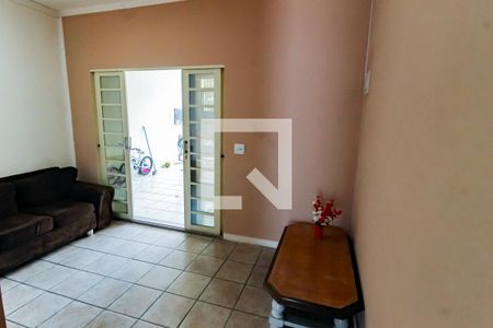 Sala de casa para alugar com 1 quarto, 75m² em Jardim Record, Taboão da Serra