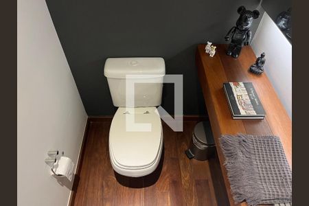 Lavabo de apartamento à venda com 2 quartos, 126m² em Vila Ipojuca, São Paulo