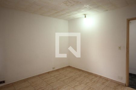 Quarto de casa para alugar com 3 quartos, 180m² em Vila Ema, São Paulo