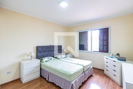 Suite de casa à venda com 3 quartos, 158m² em Jardim Ester Yolanda, São Paulo