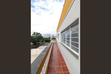 Sacada da Sala de casa para alugar com 3 quartos, 180m² em Jardim Santa Genebra, Campinas