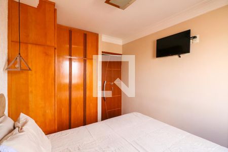 Apartamento à venda com 61m², 3 quartos e 1 vaga Apartamento à venda com 61m², 3 quartos e 1 vagaQuarto 2