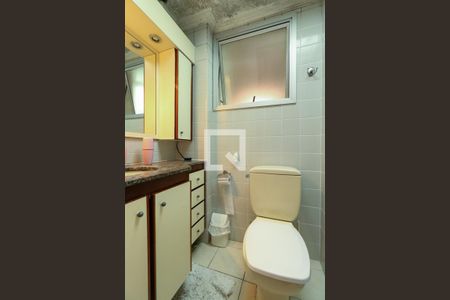 Apartamento à venda com 61m², 3 quartos e 1 vaga Apartamento à venda com 61m², 3 quartos e 1 vagaBanheiro