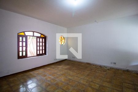 Sala de casa para alugar com 3 quartos, 900m² em Jardim Astro, Sorocaba