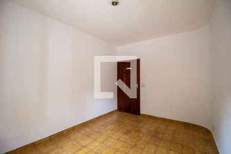 Quarto de casa para alugar com 3 quartos, 900m² em Jardim Astro, Sorocaba