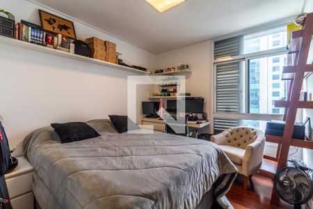 Quarto 1 de apartamento à venda com 2 quartos, 96m² em Pinheiros, São Paulo