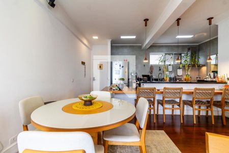 Sala de apartamento à venda com 2 quartos, 96m² em Pinheiros, São Paulo