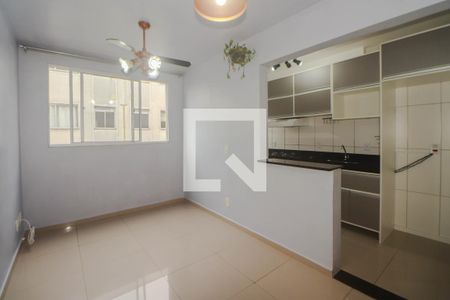 Sala de apartamento para alugar com 2 quartos, 50m² em Parque Santa Fé, Porto Alegre