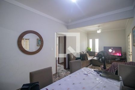 Sala de casa à venda com 3 quartos, 360m² em Tropical, Contagem