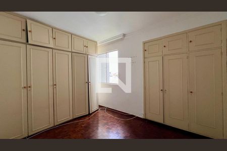 Quarto de apartamento à venda com 3 quartos, 90m² em Calafate, Belo Horizonte