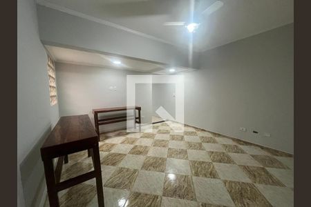 Foto 15 de casa à venda com 3 quartos, 171m² em Vila Fatima, São Paulo