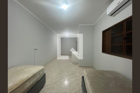 Foto 33 de casa à venda com 3 quartos, 171m² em Vila Fatima, São Paulo