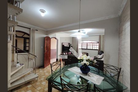 Sala de jantar de casa para alugar com 3 quartos, 216m² em Vila Andeyara, Ferraz de Vasconcelos