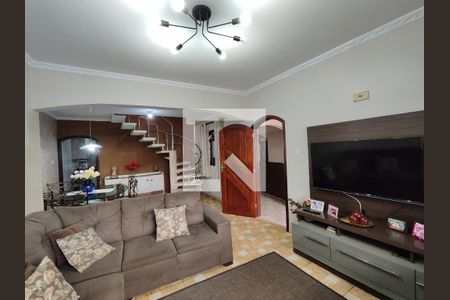 Sala de estar de casa para alugar com 3 quartos, 216m² em Vila Andeyara, Ferraz de Vasconcelos