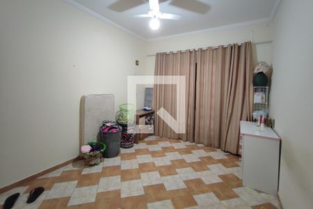 Casa à venda com 190m², 3 quartos e 5 vagas Casa à venda com 190m², 3 quartos e 5 vagasQuarto 3