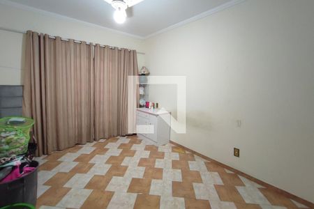 Casa à venda com 190m², 3 quartos e 5 vagas Casa à venda com 190m², 3 quartos e 5 vagasQuarto 3