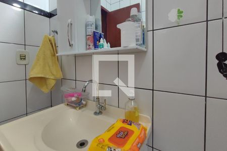 Casa à venda com 190m², 3 quartos e 5 vagas Casa à venda com 190m², 3 quartos e 5 vagasBanheiro Social