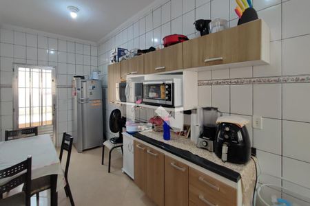 Casa à venda com 190m², 3 quartos e 5 vagas Casa à venda com 190m², 3 quartos e 5 vagasCozinha