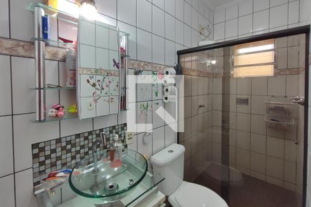 Casa à venda com 190m², 3 quartos e 5 vagas Casa à venda com 190m², 3 quartos e 5 vagasBanheiro Suíte