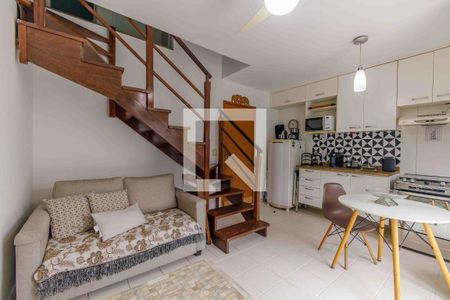 Sala de apartamento à venda com 1 quarto, 70m² em Recreio dos Bandeirantes, Rio de Janeiro