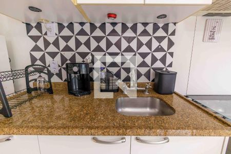 Cozinha de apartamento à venda com 1 quarto, 70m² em Recreio dos Bandeirantes, Rio de Janeiro