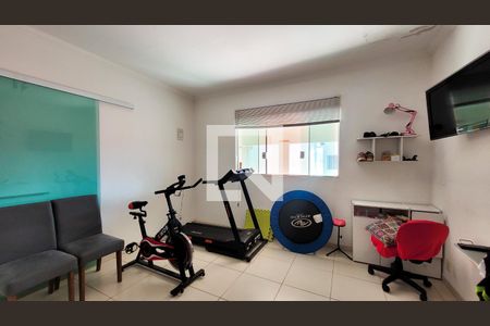 Casa à venda com 220m², 3 quartos e 4 vagas Casa à venda com 220m², 3 quartos e 4 vagasSala de tv