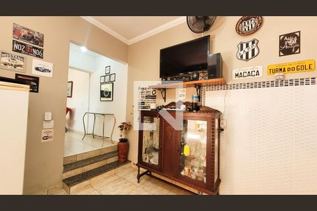 Casa à venda com 220m², 3 quartos e 4 vagas Casa à venda com 220m², 3 quartos e 4 vagasEspaço Gourmet