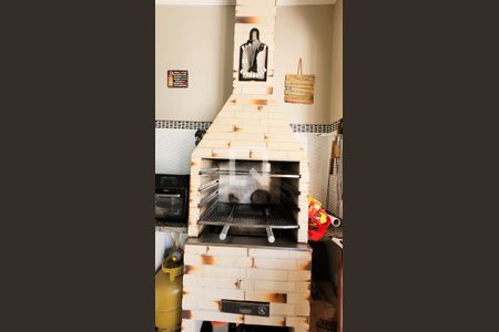 Casa à venda com 220m², 3 quartos e 4 vagas Casa à venda com 220m², 3 quartos e 4 vagasEspaço Gourmet