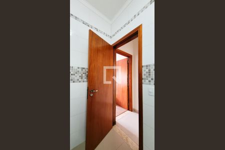 Casa à venda com 220m², 3 quartos e 4 vagas Casa à venda com 220m², 3 quartos e 4 vagasBanheiro Social