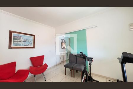 Casa à venda com 220m², 3 quartos e 4 vagas Casa à venda com 220m², 3 quartos e 4 vagasSala de tv