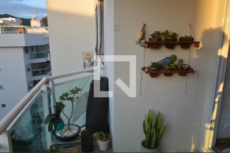 Varanda Sala de apartamento à venda com 2 quartos, 80m² em Jacarepaguá, Rio de Janeiro