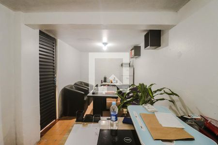 Escritório de casa à venda com 3 quartos, 132m² em Bom Jesus, Porto Alegre