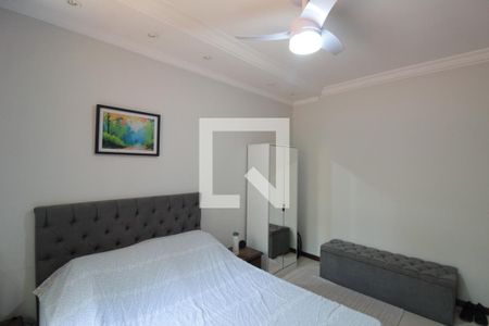 Suite de casa à venda com 4 quartos, 260m² em Floramar, Belo Horizonte