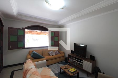 Sala de casa à venda com 4 quartos, 260m² em Floramar, Belo Horizonte