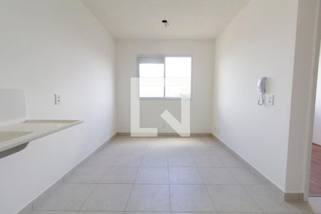 Apartamento para alugar com 34m², 2 quartos e sem vagaSala, Cozinha e Área de Serviço