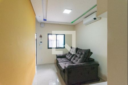 Sala de casa para alugar com 2 quartos, 135m² em Jardim Anton Von Zuben, Campinas