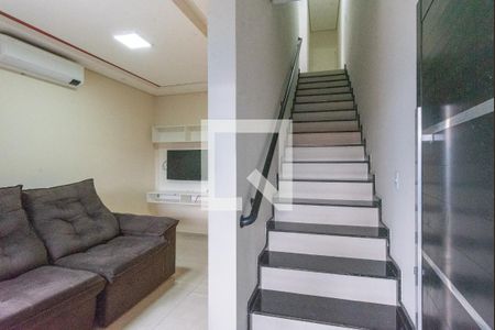 Sala de casa para alugar com 2 quartos, 135m² em Jardim Anton Von Zuben, Campinas