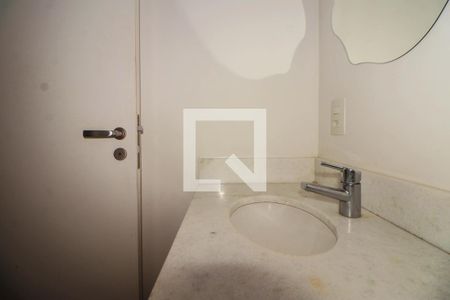 Lavabo de apartamento para alugar com 1 quarto, 84m² em Jardim do Salso, Porto Alegre