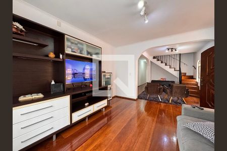 Sala de casa à venda com 4 quartos, 219m² em Jardim Stella, Santo André