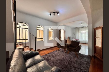 Sala de casa à venda com 4 quartos, 219m² em Jardim Stella, Santo André