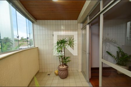 Varanda de apartamento à venda com 4 quartos, 130m² em Cachoeirinha, Belo Horizonte